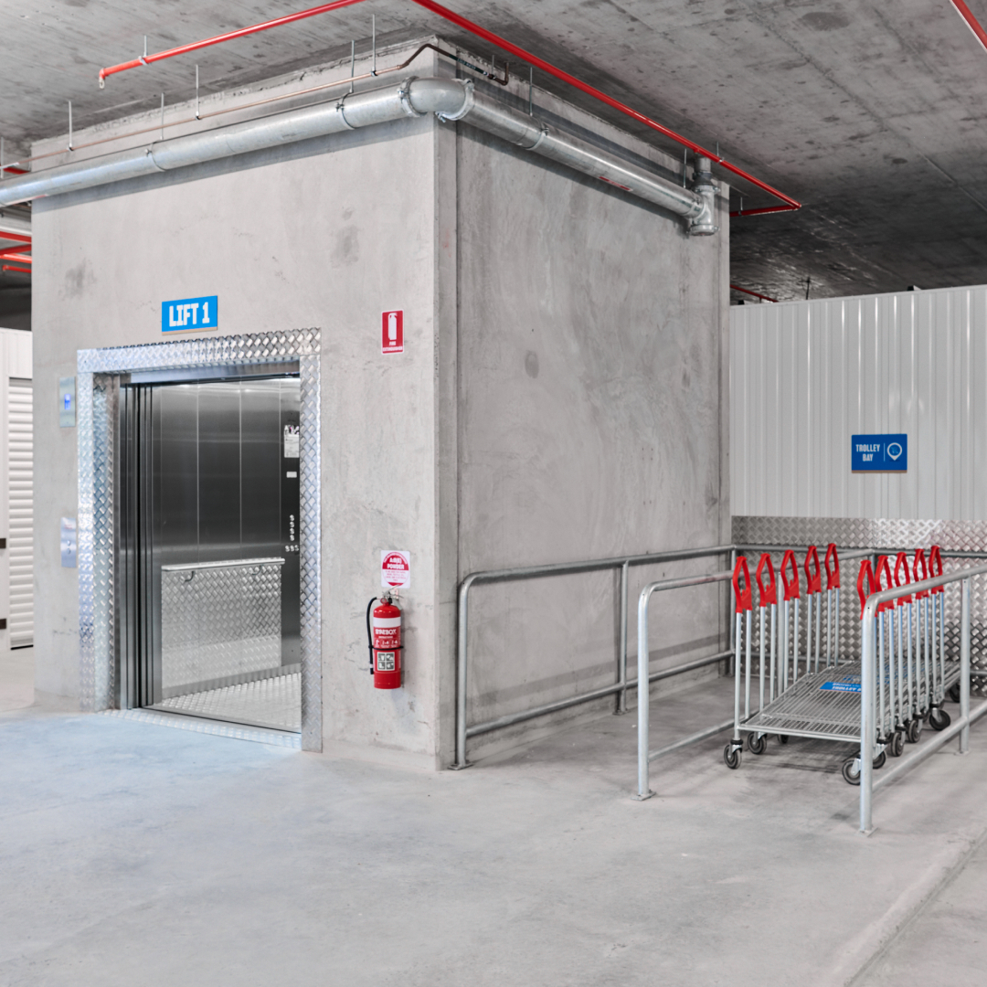 http://berrinba%20lift%20access%20and%20trollies